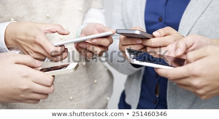 [[stock_photo]]: Tweet Mobile Phone