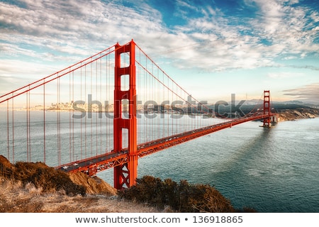 Foto stock: Golden Gate Bridge Sunset
