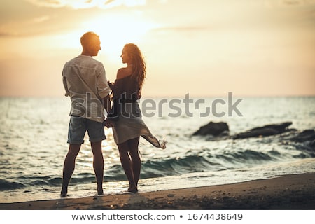 Romantyczna para Zdjęcia stock © MilanMarkovic78