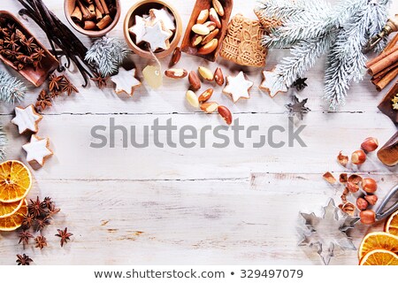 Foto d'archivio: Rustic White Wooden Boards With Christmas Cookie Decorations Han