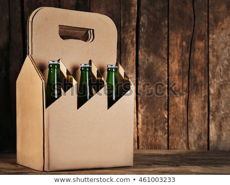 Zdjęcia stock: Beer Packaging On The Table