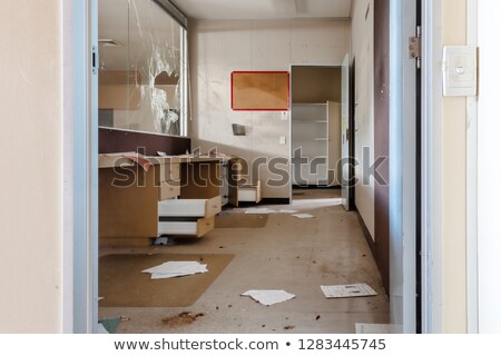 Foto d'archivio: Vandalised Office Reception Area Of Abandoned Building