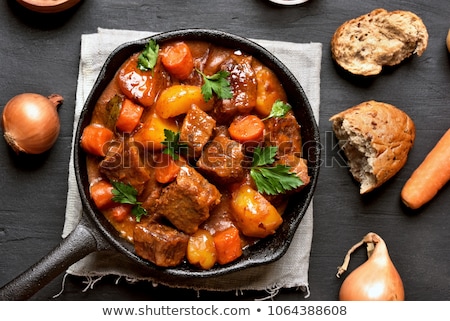 [[stock_photo]]: œuf · Goulash