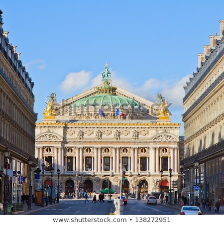 Foto d'archivio: Facade Of Paris Opera House France