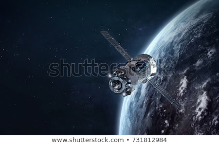 Foto stock: Omunicação · entre · satélite · e · terra