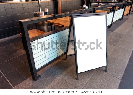 Foto d'archivio: Blank Menu Board On Sidewalk