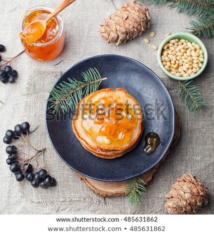 Foto d'archivio: Christmas Winter Pancakes With Pear Tangerine Jam