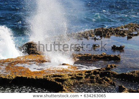 Foto stock: Salt Of Seawater In A Natural Rock Hole