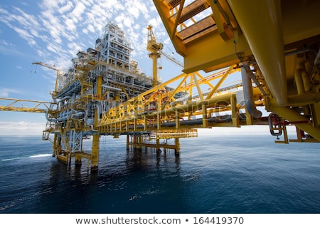 ストックフォト: Oil Rig Construction