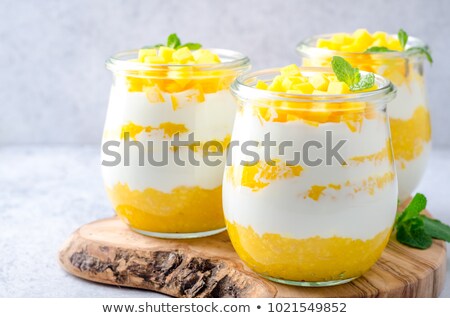 Zdjęcia stock: Jars Of Vanilla Pudding With Mango