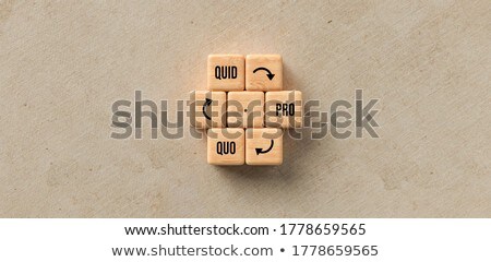 Foto stock: Quid Pro Quo