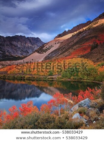 Stockfoto: North Lake By Bishop Atumn Colors