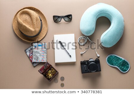 Foto stock: Visa On A Wooden Table