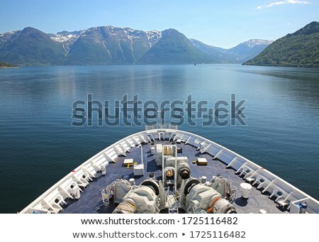 ストックフォト: Cruise Ship In The Hardangerfjord