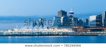 ストックフォト: Vancouver Bc City Lights During Blue Hour