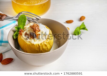 Stockfoto: Cream Cheese With Nuts And Raisins
