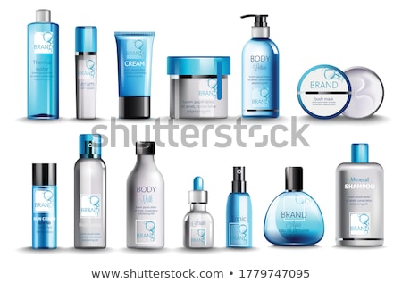 Foto d'archivio: Cosmetics Set Realistic Vector Packaging Serum Products Mock Up