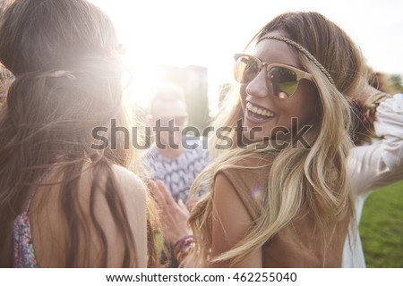 Stock photo: Group Of Smiling Young Women In Sunglasses