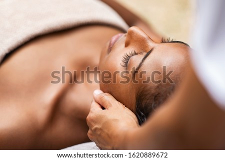 Foto stock: African Beauty Woman Getting Spa