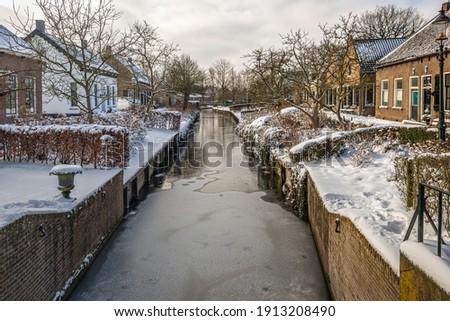 Stok fotoğraf: Monumental Houses In Drimmelen