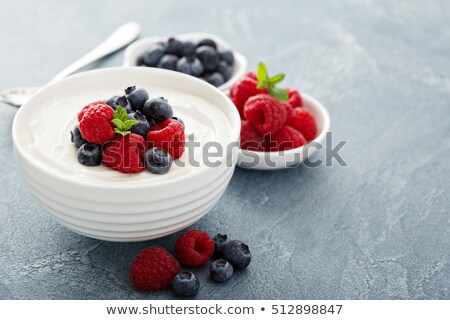 Stockfoto: Yogurt With Berries