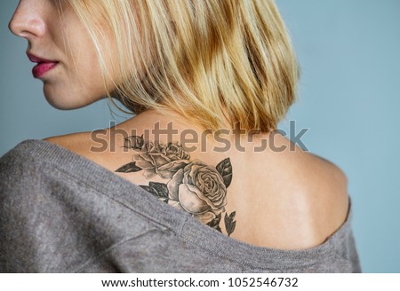 Foto stock: Tattooed Woman