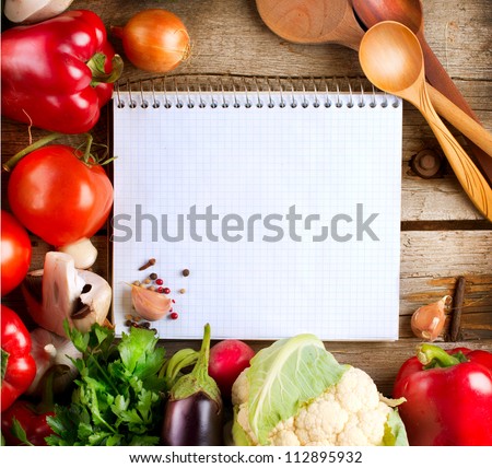 Foto stock: Uaderno · abierto · e · ingredientes · frescos