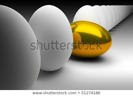 ストックフォト: 般シリーズから脱落した金の卵