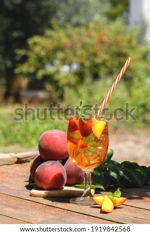 Foto stock: Homemade Lemonade With Ripe Peaches And Fresh Mint Fresh Peach