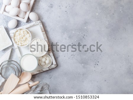 Stock fotó: Box Of Baking Utensils Whisk Mesh And Spatula In Vintage Wooden Boxtop View Space For Text