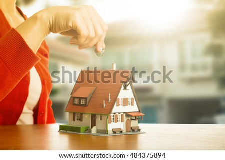 Foto stock: Mpresário · - · conceito · imobiliário · salvando · as · chaves · do · novo · apartamento · ou · escritório