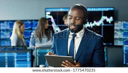 Zdjęcia stock: Business Team Trader Or Broker Investment Entrepreneur Colleague