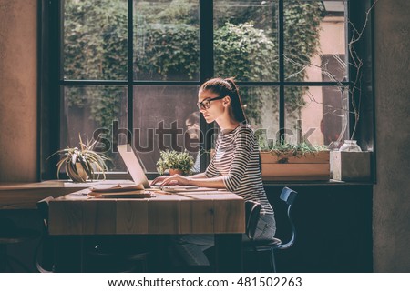 ストックフォト: Woman With Laptop At Cafe