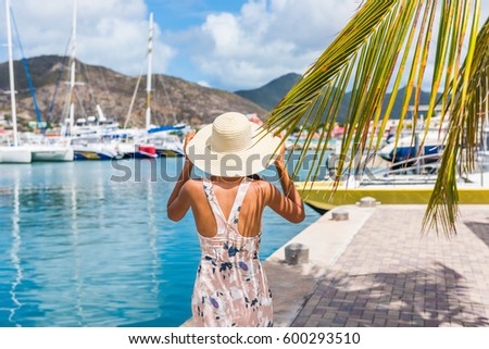 Young Woman With Sun Hat In Philipsburg Marina Harbor St Maarten Popular Port Of Call For Cruise S Stockfoto © Maridav
