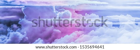 Foto stock: Dreamy Surreal Sky As Abstract Art Fantasy Pastel Colours Backg