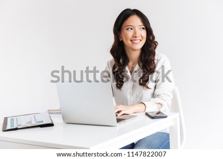 Foto stock: Photo Of Young Asian Businesswoman With Long Dark Hair Sitting A