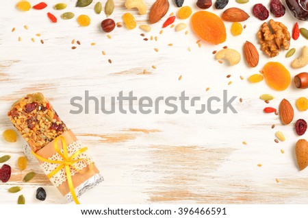 Stockfoto: Homemade Gluten Free Granola Bars With Mixed Nuts Seeds Dried Fruits