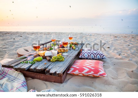 Zdjęcia stock: Picnic On The Beach At Sunset In Boho Style Food And Drink Conc