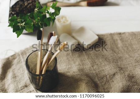 Stockfoto: Zero Waste Concept Bamboo Toothbrush On Wooden Background Plastic Free Essentials Teeth Care Sus