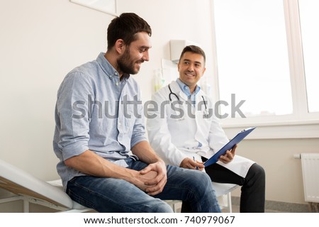 Foto d'archivio: Aged Man In Medical Office