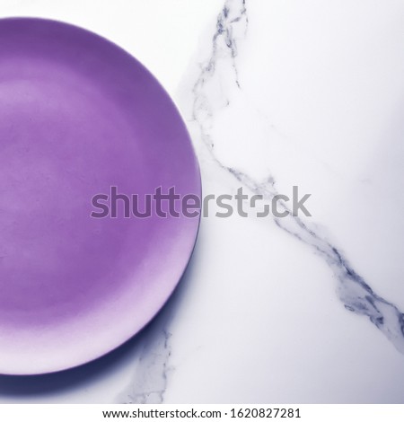 Foto stock: Purple Empty Plate On Marble Table Background Tableware Decor F