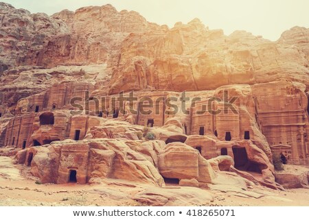 Zdjęcia stock: Caves In Lost City Of World Wonder Petra Jordan