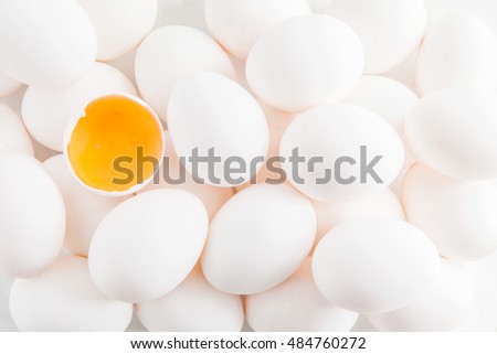 Persoon en witte eieren Stockfoto © TanaCh