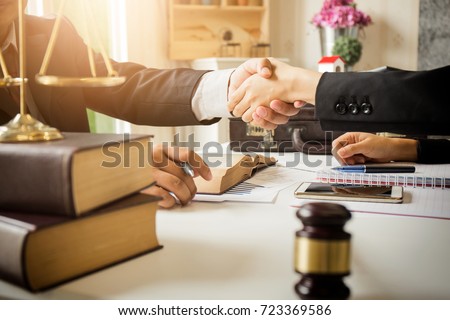 Stock foto: Lawyer In Office Counseling And Giving Advice About Legal Legis