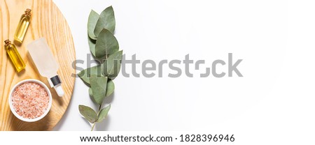 Foto stock: Banner Long Format Eco Friendly Product Packaging Concept Daikon Wrapped In A Banana Leaf As An A