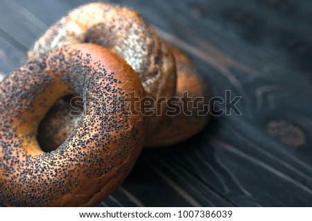 Foto stock: Fresh And Tasty Buns With With Sesame And Poppy Seeds And Roll W