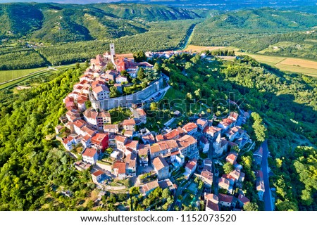 Motovun In Istria Stockfoto © xbrchx