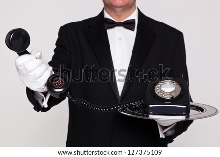 Butler mit Telefon auf Tablett Stock foto © RTimages