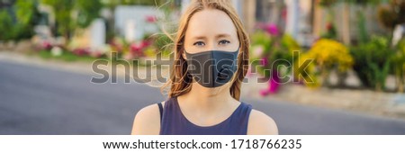 Foto stock: Fashionable Black Medical Mask With Filter In The City Coronavirus 2019 Ncov Epidemic Concept Woma