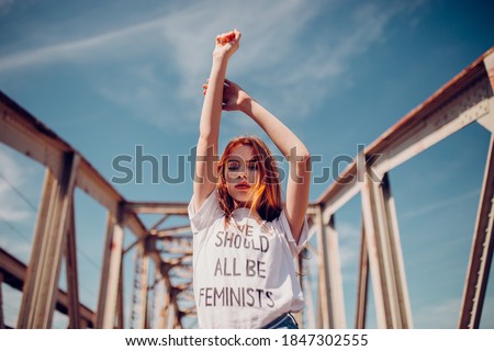 Foto stock: Joyful Girl With Freckles The Concept Of A Healthy Skin Portrait Of A Beautiful Girl Against A Bac